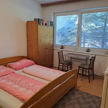 Apartman Na Jizni Olomouc Exterior photo